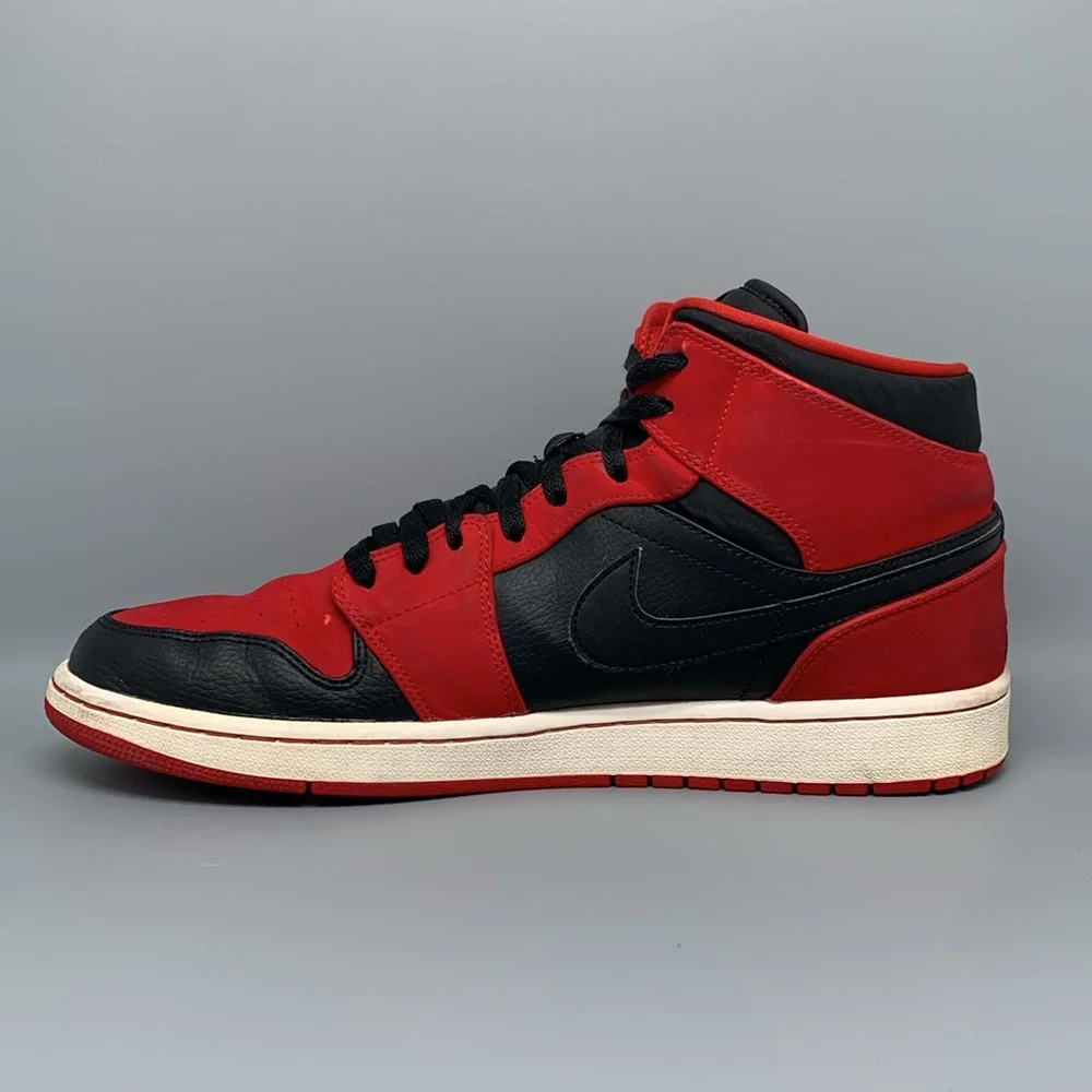 Jordan 1 Mid‎ Bred (2013) Shoes 554724-005 Men's Sz 13